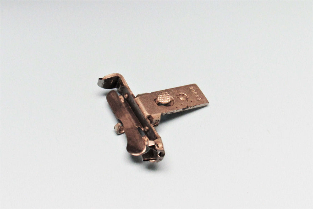 Vintage Original Singer Bobbin Shuttle Carrier Fits Model 27 Part # 54506
