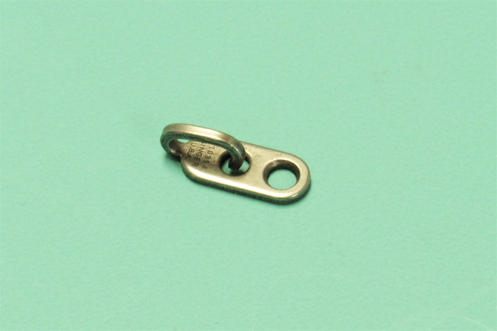 Lower Thread Guide Singer Part # 210954