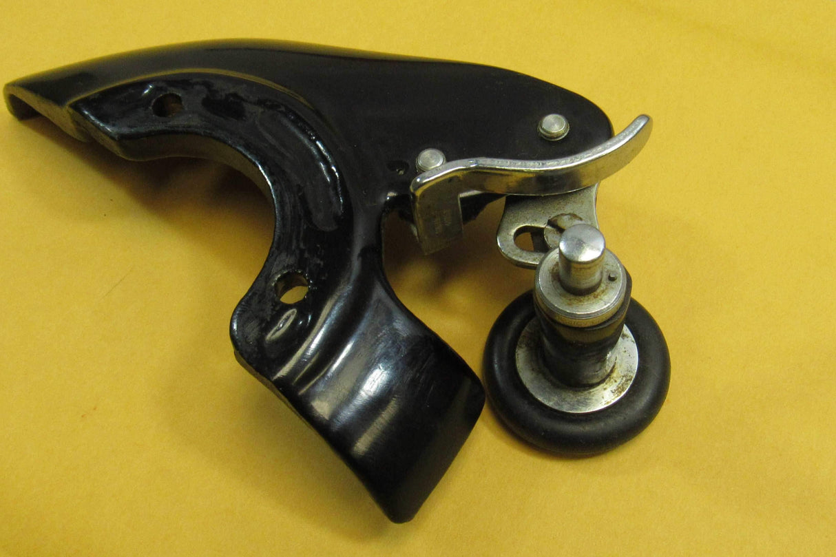 Original Bobbin Winder Fits Singer Models 206, 206K, 206W - Central Michigan Sewing Supplies