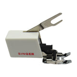 Singer Low Shank Premium Quilting Kit – Walking Foot, 1/4" Guide Foot, Darning Foot & Needles
