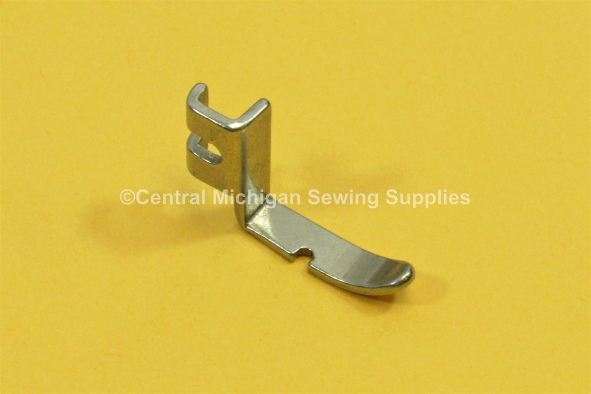 Vintage Original Singer Right Toe Cording Foot Fits Models 15, 27, 28, 66, 99, 201, 221, 222 Part # 160846 - Central Michigan Sewing Supplies