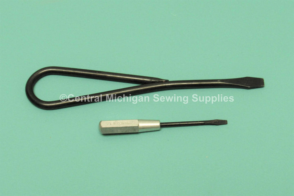 Vintage Original Singer Screw Driver Set Part Number 25537 & 120378 Blackside