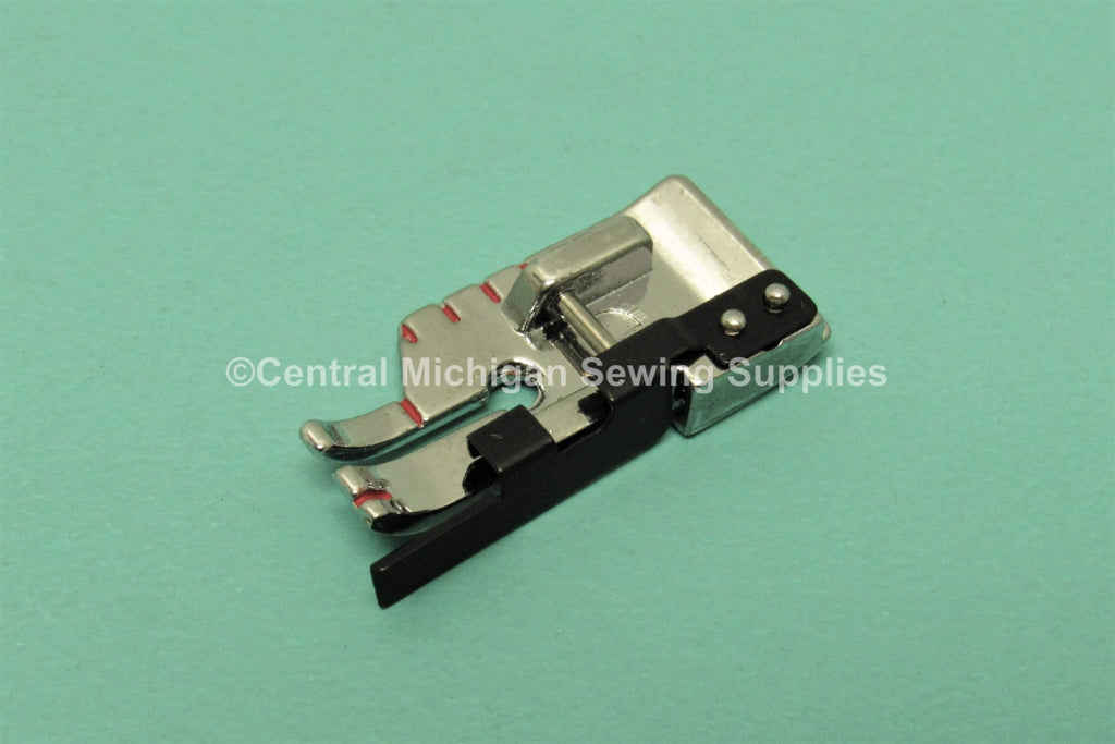 Snap On 1/4" Quilting Foot With Guide - Fits Many Models