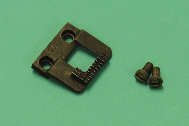 Vintage Original Singer Feed Dog Fits Models 15-30 (Part # 2506) - Central Michigan Sewing Supplies